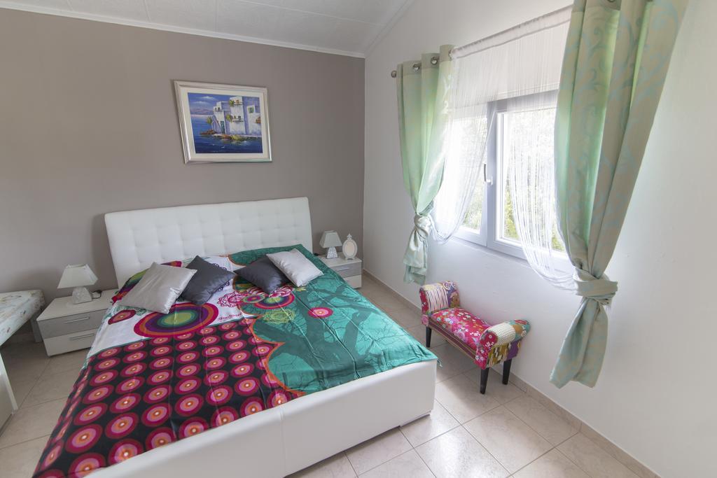 Holiday House Rusticana Sali, Dugi Otok Near Np Kornati Екстер'єр фото